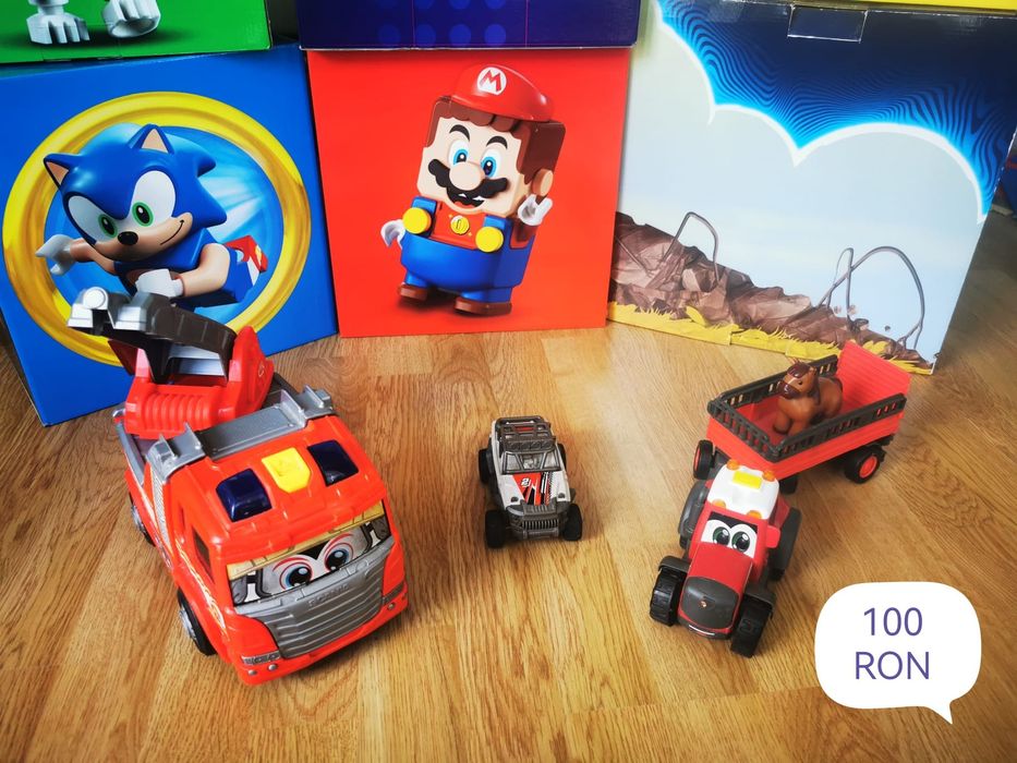 Set mașinuțe și vehicule de jucărie