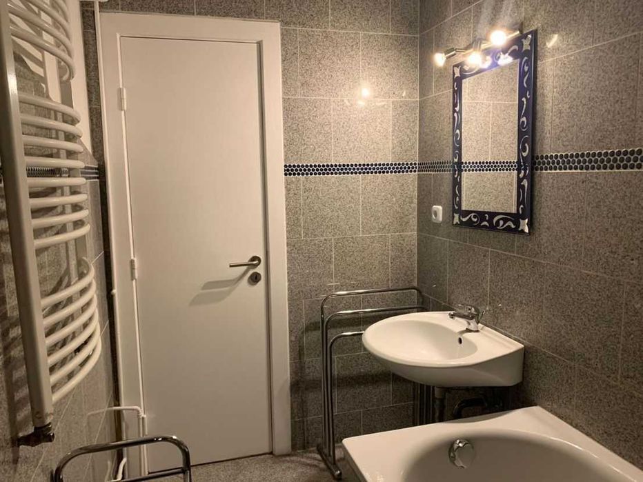 Дава се под наем Двустаен апартамент в София, Малинова долина - 81 кв.м за 398.82 € - Снимка #2