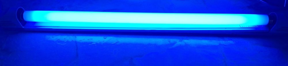 Лампа синая новая