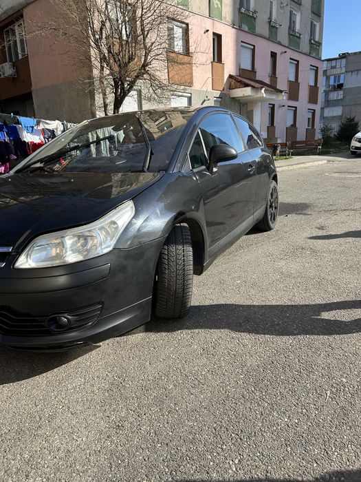 Vand citroien c4 cupe sau variante .masina este întro stare foarte bun