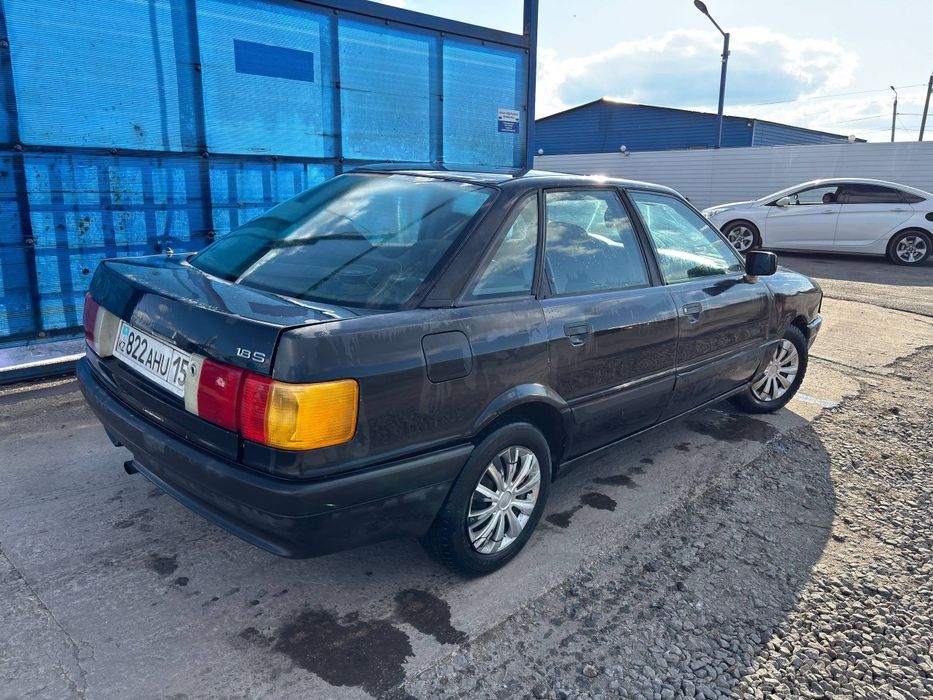 Продам ауди 80 б3