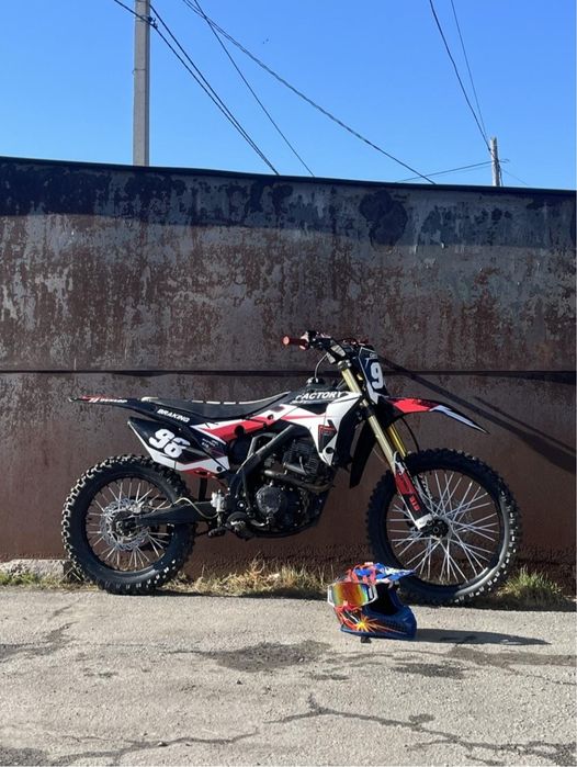 Продам эндуро мотоцикл (кастом)