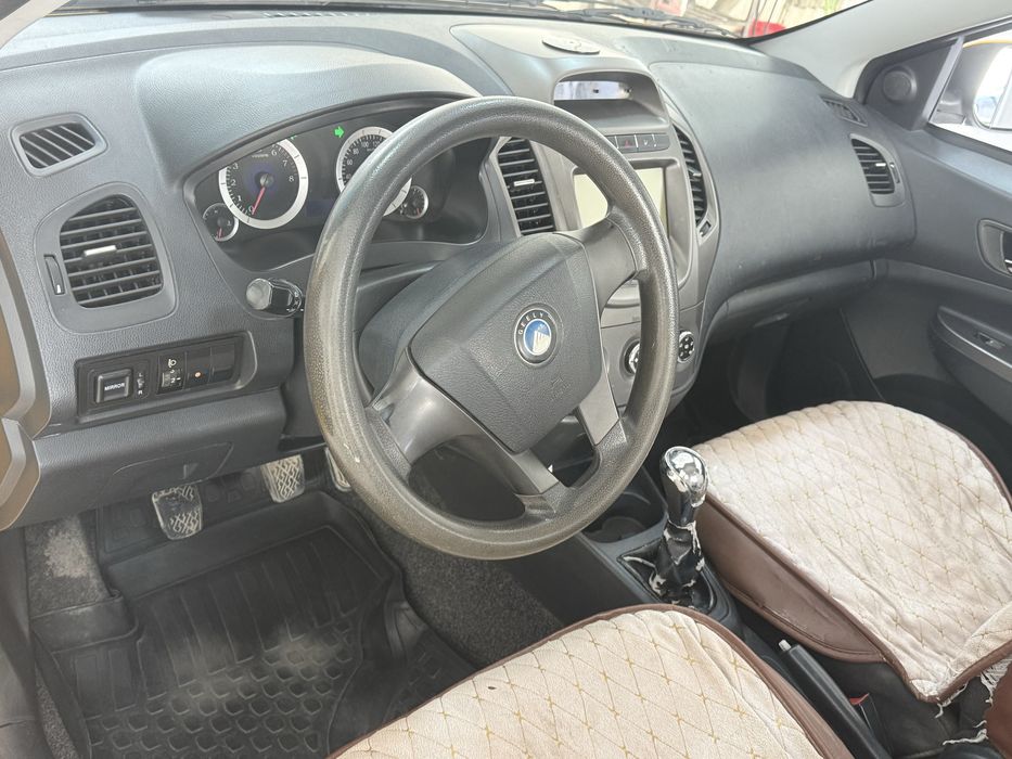 Продается автомобиль GEELY GC 6