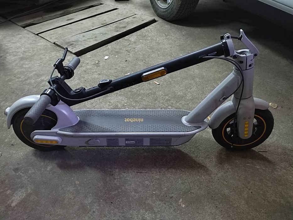 Электросамокат NINEBOT MAX G30 LP