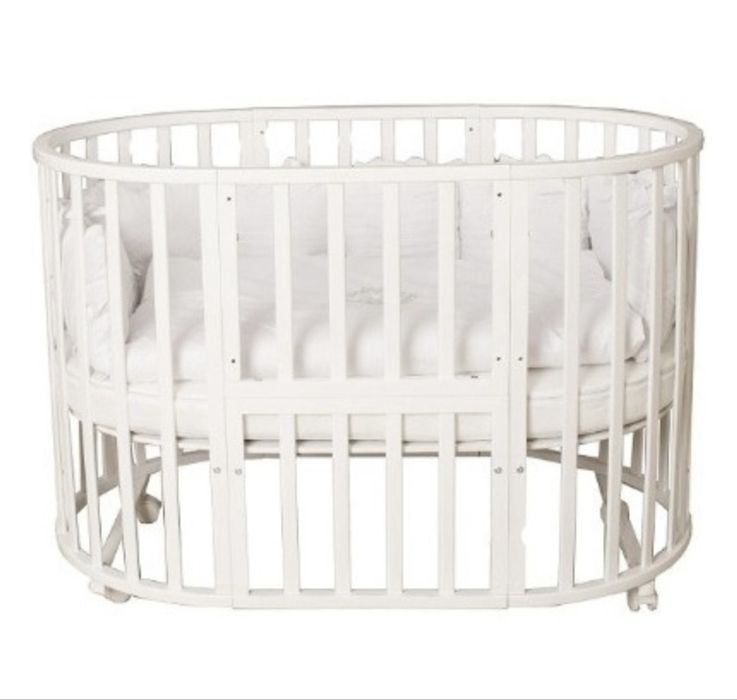 Кровать манеж, в отличном состоянии