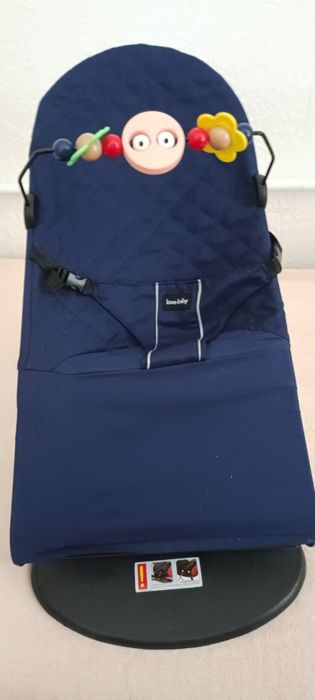 Продам шезлонг для малыша