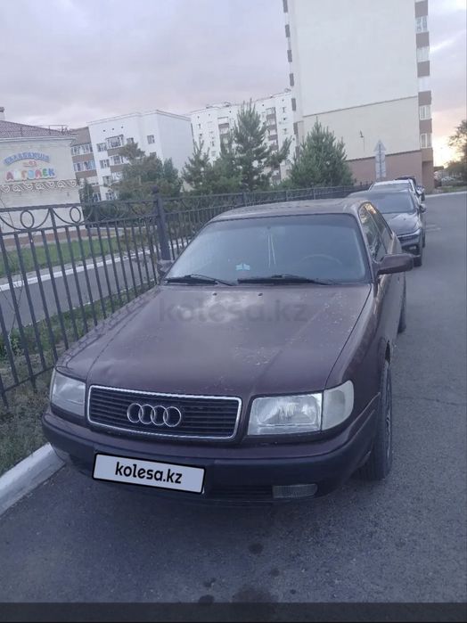 AUDI 100 C4 авто