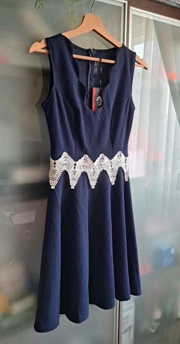 Rochie cu guler deosebit