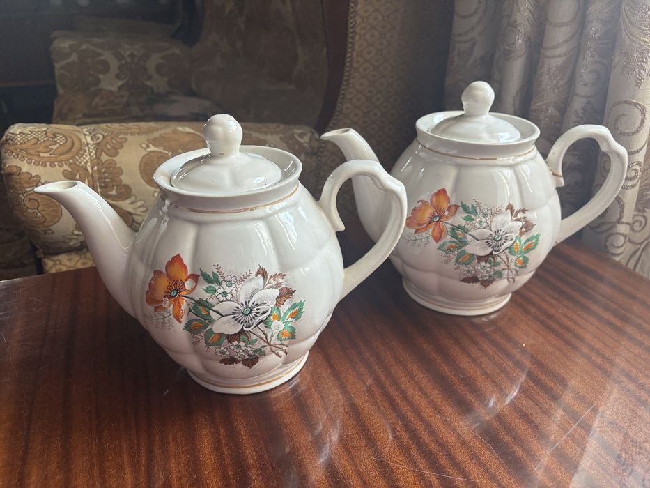 Чайные сервизы и чайники