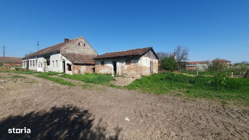 Vand teren cu casa veche in Zadareni - ID : RH-37250-property