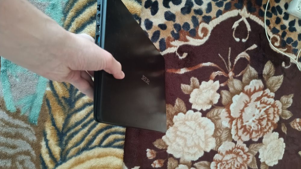 Продается ноутбук Acer