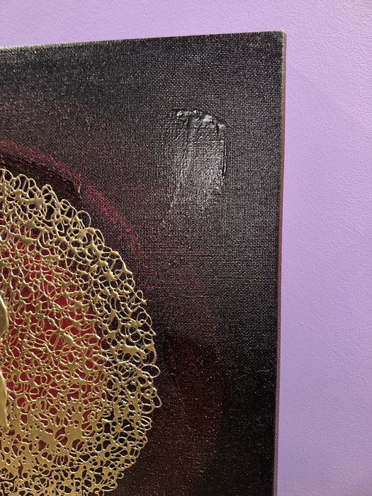 Tablou abstract modern texturat, realizat pe pânză canvas, cu relief și accente aurii.
