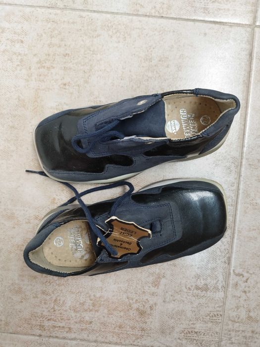 Нови детски спортно/елегантни обувки Heinz Hummel