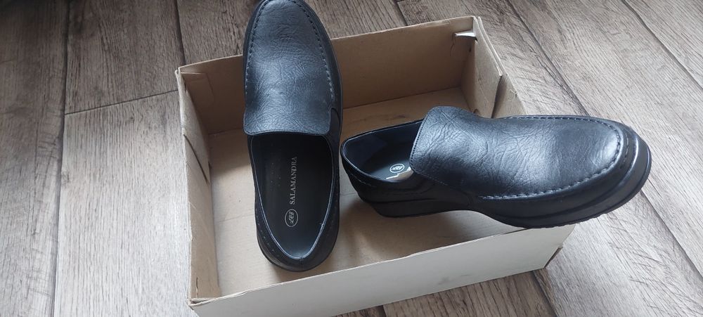 Кожа оригинал саламандр