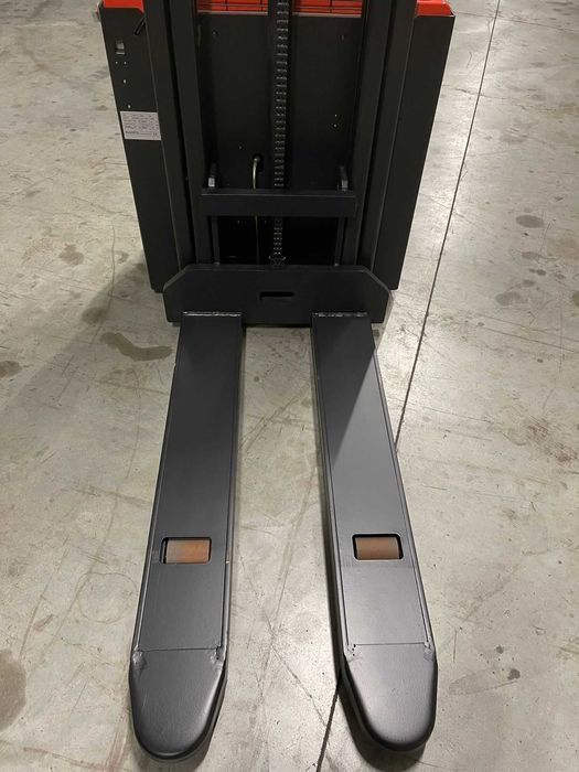 Electrostivuitor/Liza electrica/Transpaleta electrica 1,5T VALLIFT NOU