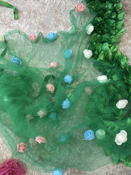 Накидка Весна в отличном состоянии