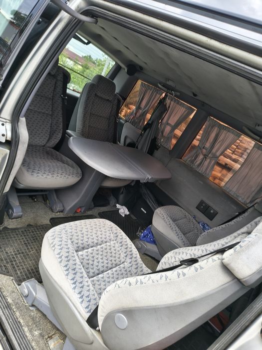 Mercedes-Benz V230TD w638