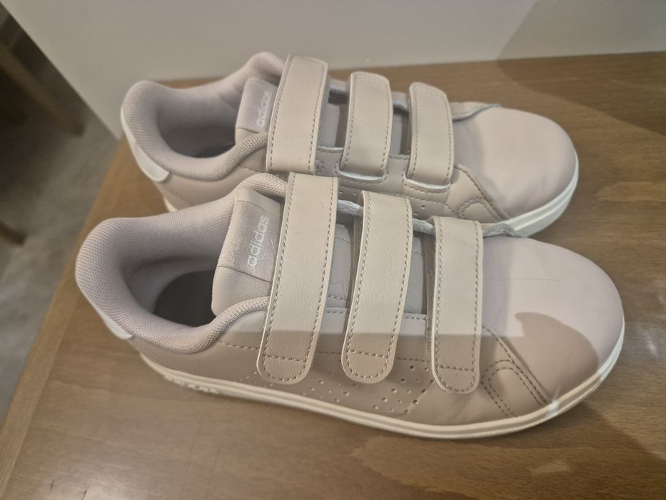 Кецове    Adidas