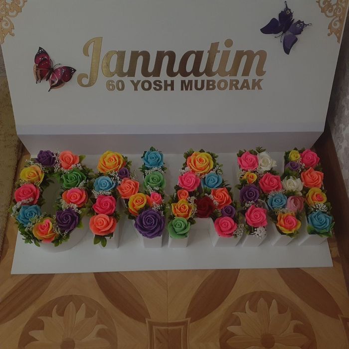 Humo Tabriklash agentligi jamoasi samarqand