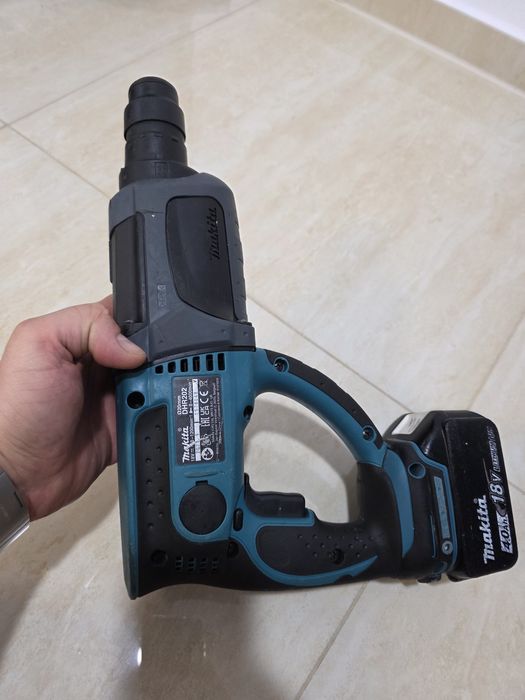 Rotopercutor Makita DHR202