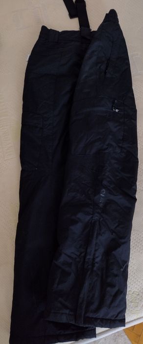 Pantaloni de schi