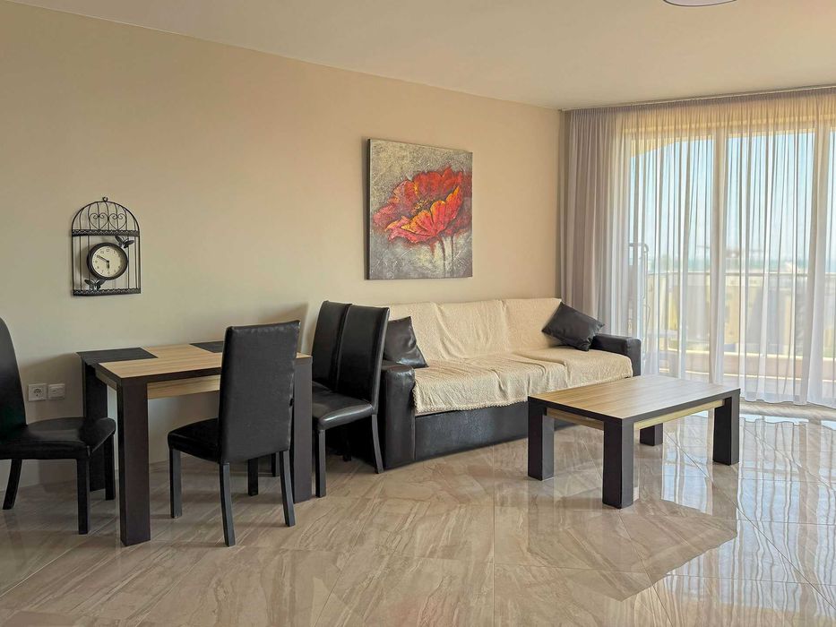 Дава се под наем Двустаен апартамент в Свети Влас - 115 кв.м за 650 € - Снимка #3