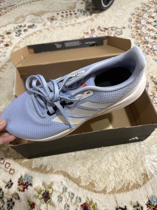 Adidas кроссовки