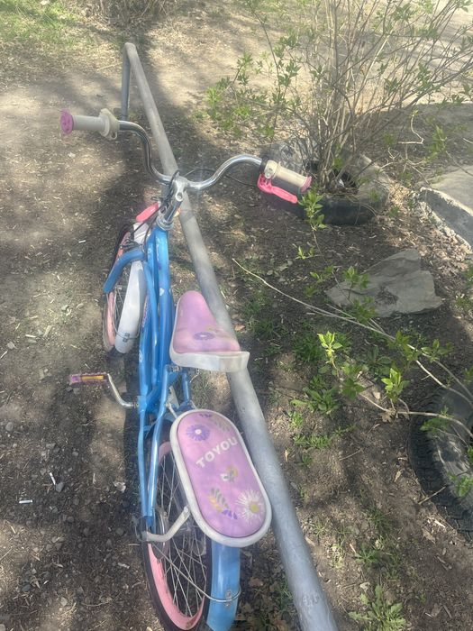 Велосипед розовый