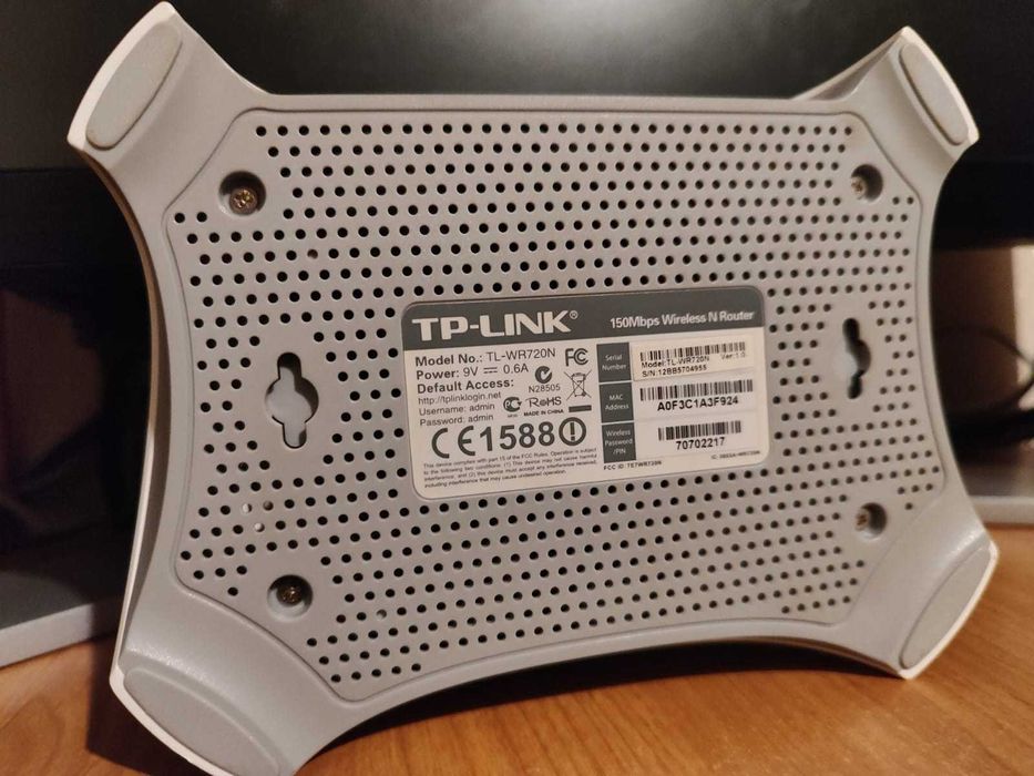 Wi-Fi роутер  TP-Link TL-WR720N