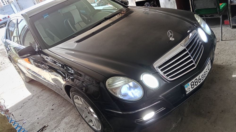 Продам Мерседес 211