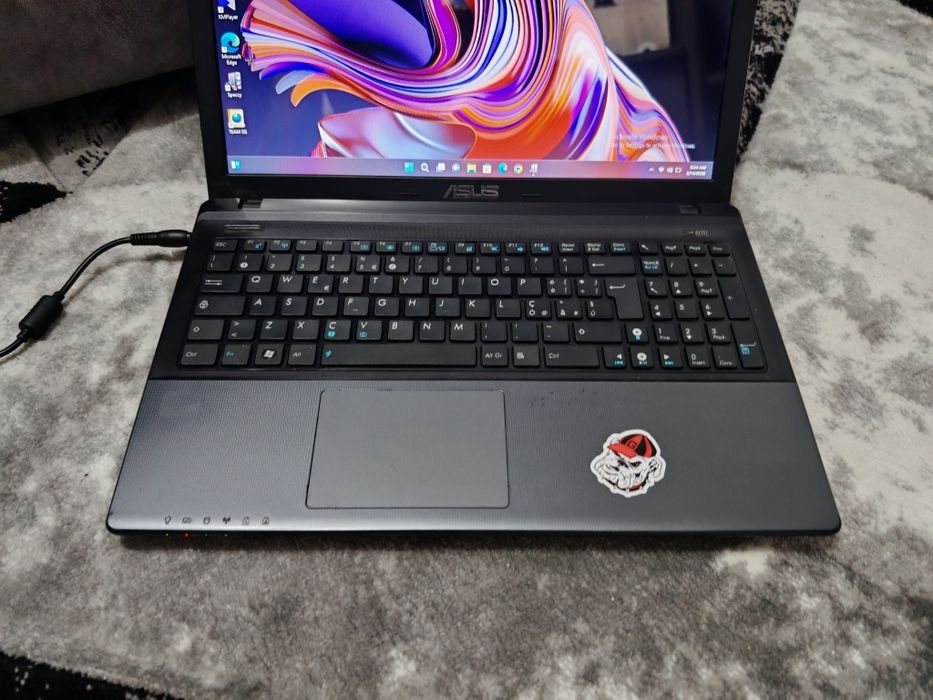 Laptop Asus X55VD i3 gen2