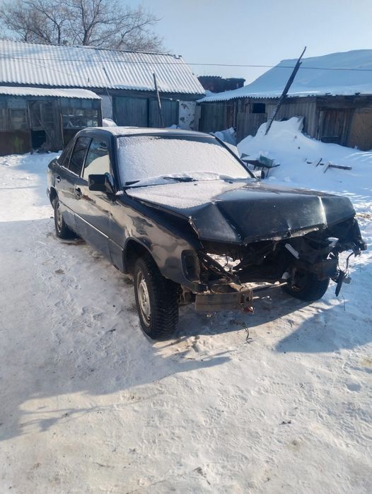 В разборе мерс 124 по болтам