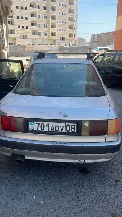 Продам Срочно Ауди Б 4 93 г  2 куб