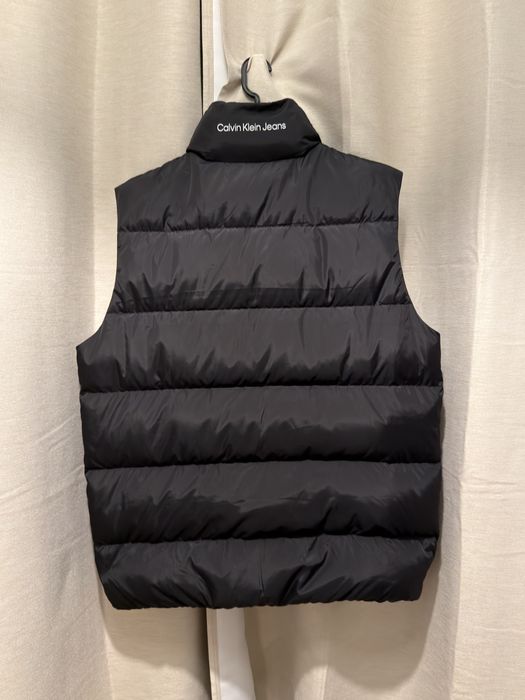 Vestă Calvin Klein Jeans Puffer Originală - Logo Spate - Mărimea L