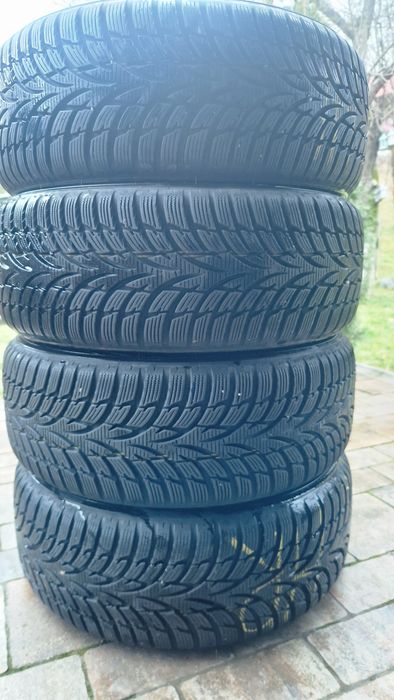 Anvelope iarna 205 55 R 16 cu jante VW