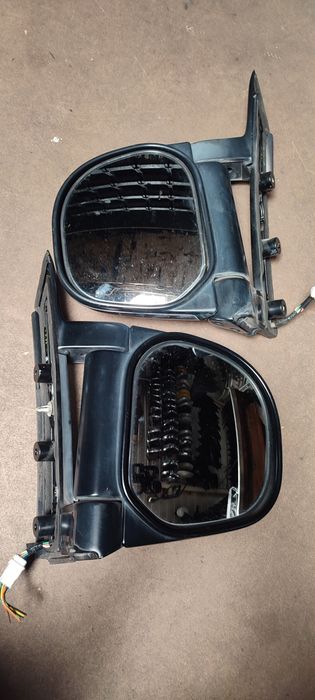 Зеркала боковые Mitsubishi Delica булка