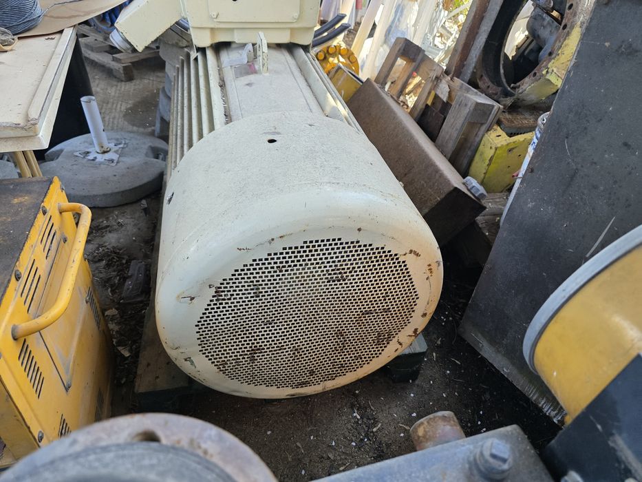 Motor Brook  Crompton 200kw