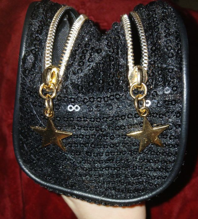 Косметичка с пайетками