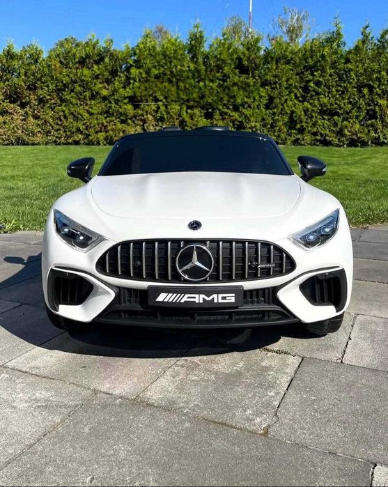 Детский электромобиль : Mercedes-Benz SL 63