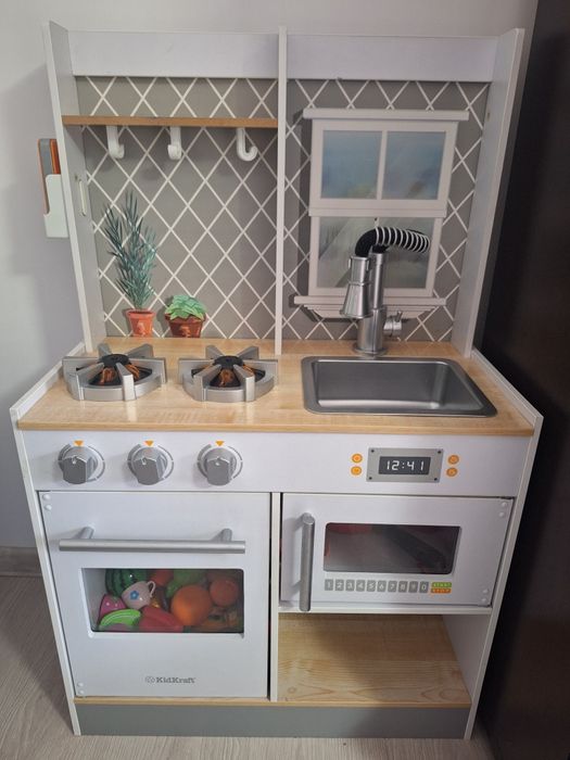 Bucatarie copii lemn