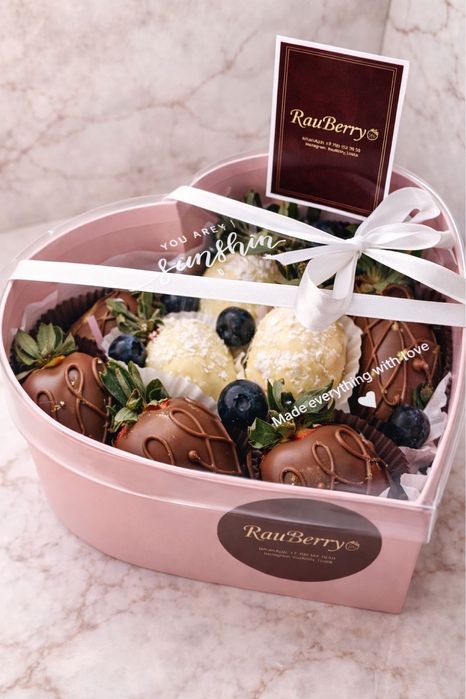 Клубника в шоколаде Уральск