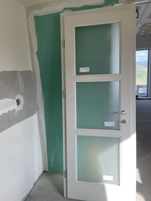 Usa interior lemn masiv noua