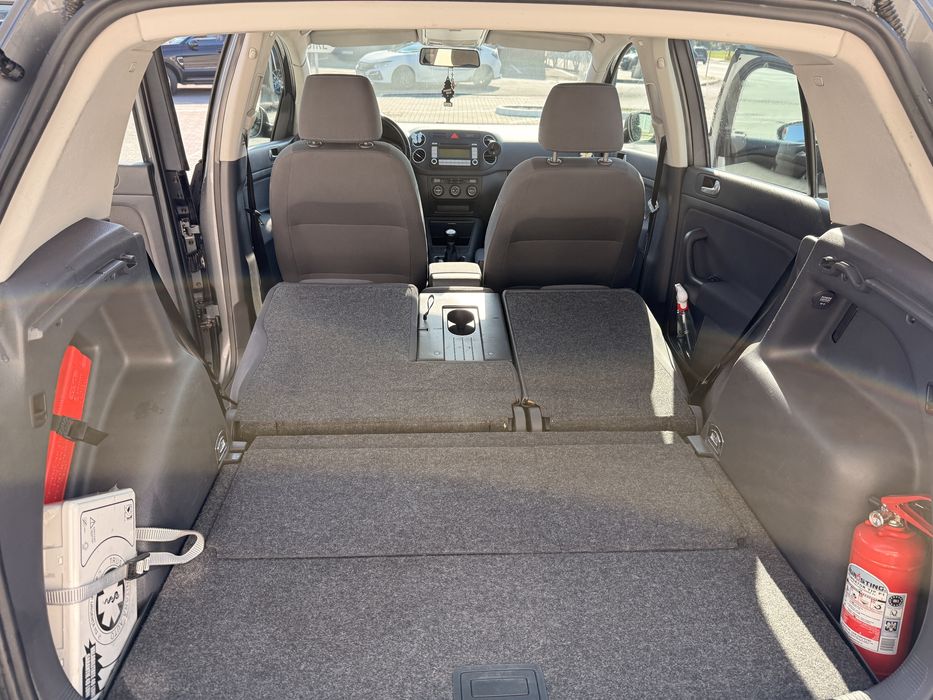 Vand GOLF PLUS 1.6 FSI 2007 benzina - stare foarte buna!