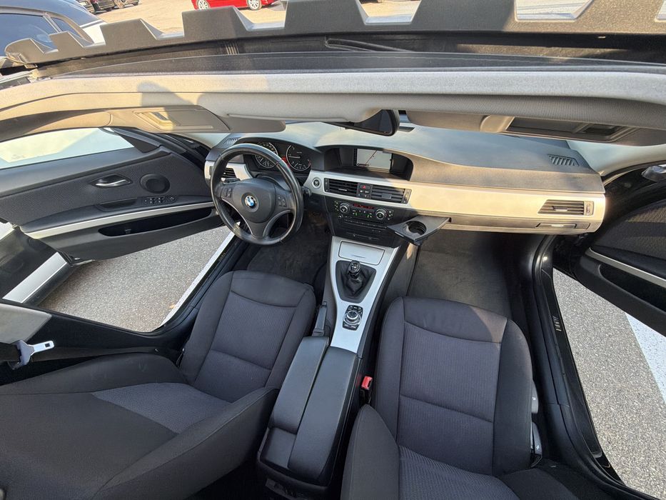 Bmw e90/LCI/Facelift/diesel/BiXenon/Trapă/Navi/Euro5