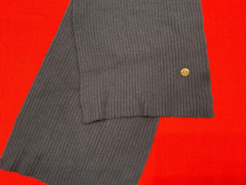 Hugo Boss-оригинален шал