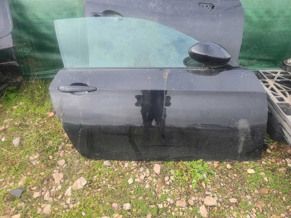 Оборудвана дясна врата за BMW E92