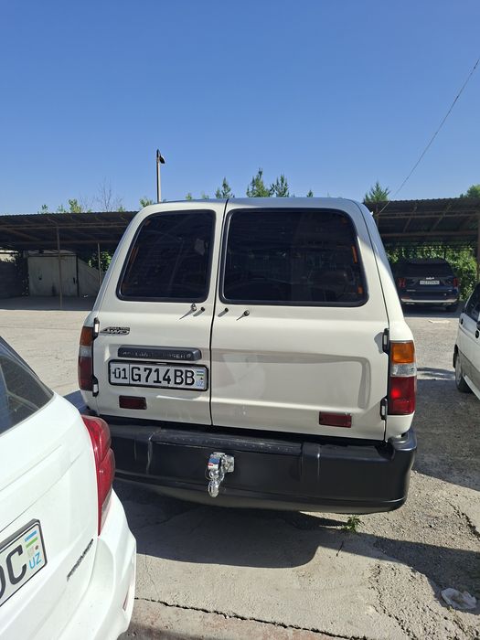 Toyota land cruiser 80