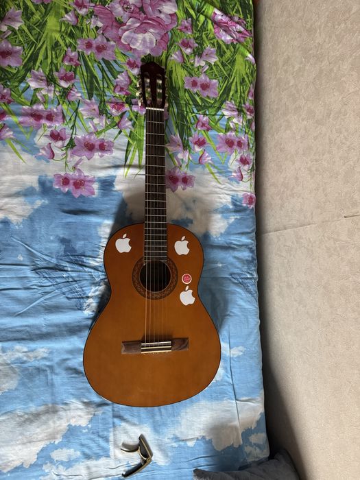 Гитара YAMAHA C40