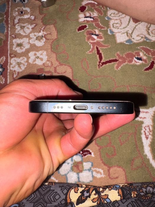 IPhone 16 в хорошем состоянии