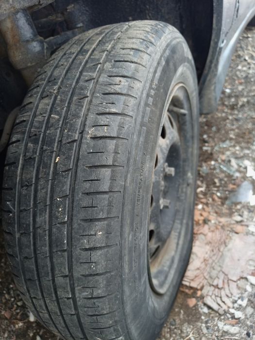 Продам резину с дисками лето